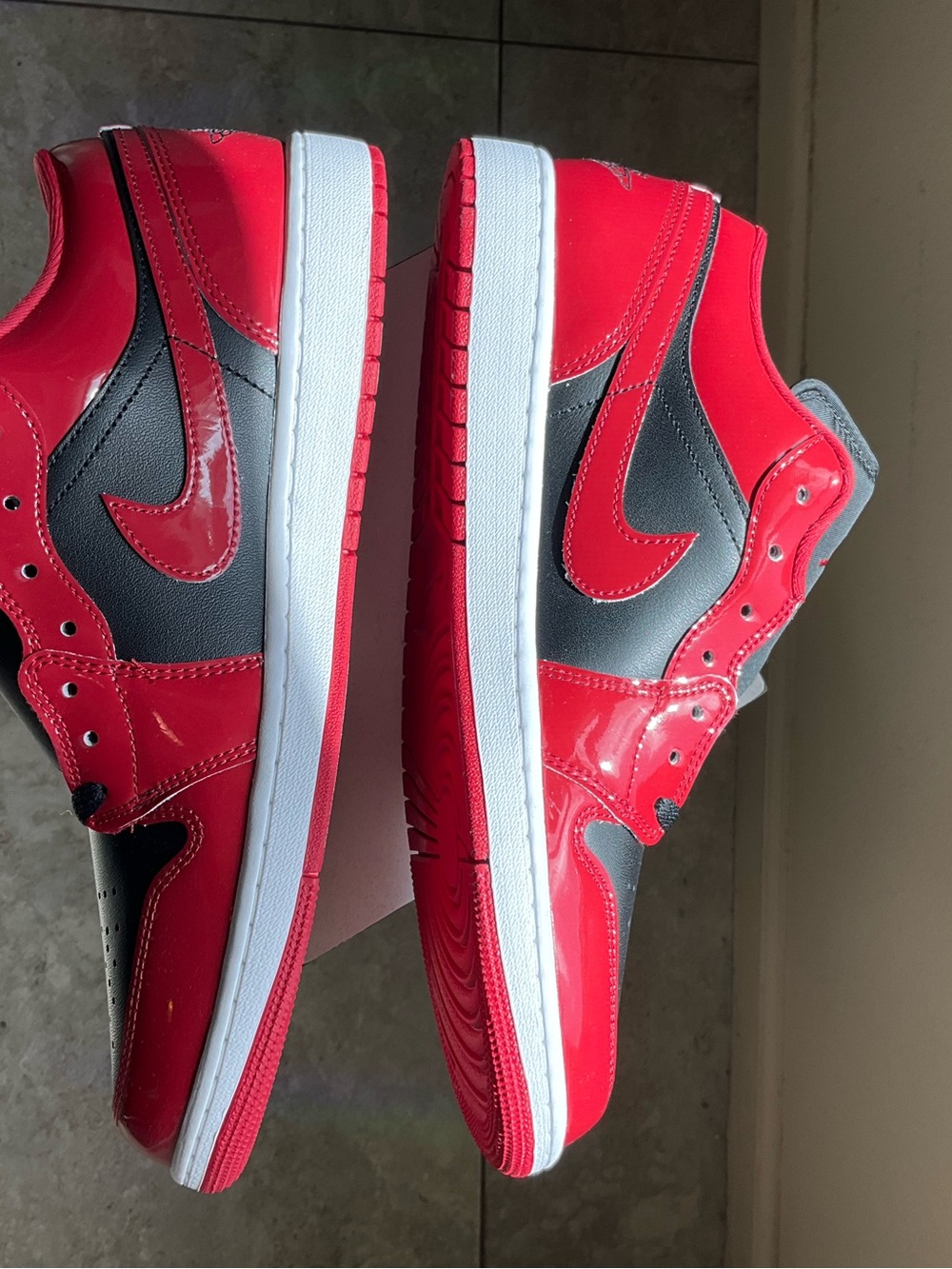 Nike Jordan Air Jordan One Low Patent Leather Varsity Red Black White - Picture 7 of 14